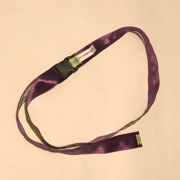 SALE Petals and Peacocks Extended Buckle Belt - Picture 7 of 7